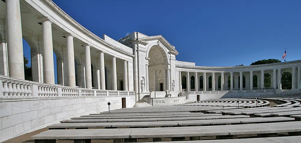 Arlington Cemetery: Landscape of Remembrance